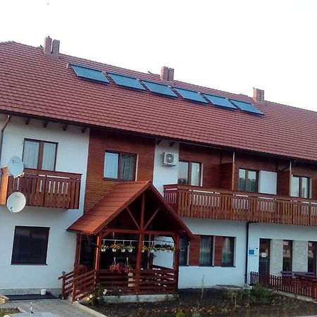 Pensiunea Casa Bunicului Mociu Zewnętrze zdjęcie
